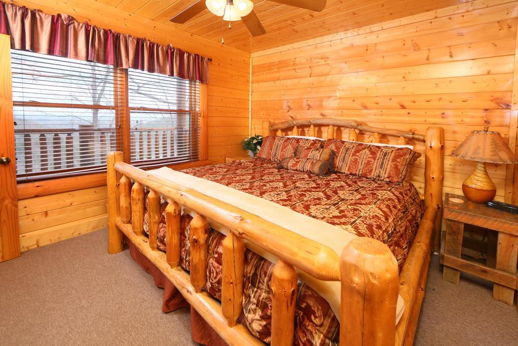 Rising Eagle Lodge - Eight Bedroom Pigeon Forge Luaran gambar