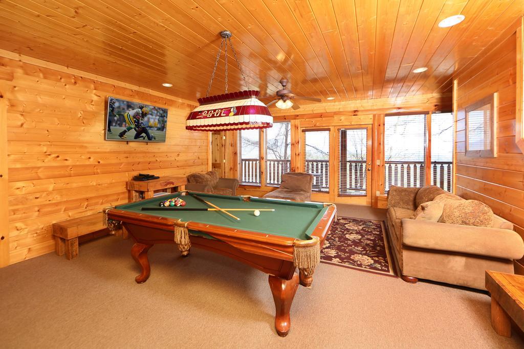 Rising Eagle Lodge - Eight Bedroom Pigeon Forge Luaran gambar