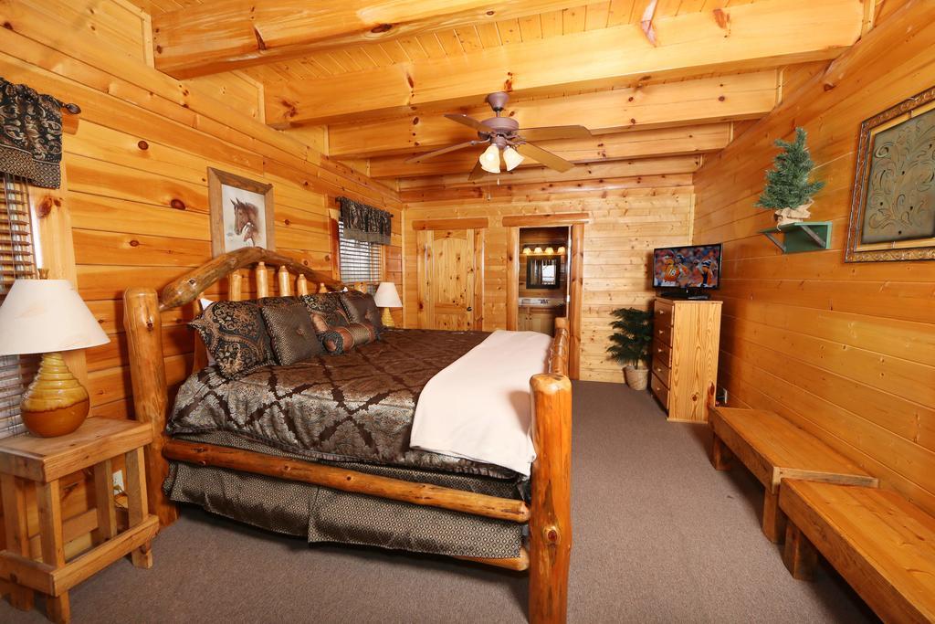 Rising Eagle Lodge - Eight Bedroom Pigeon Forge Luaran gambar
