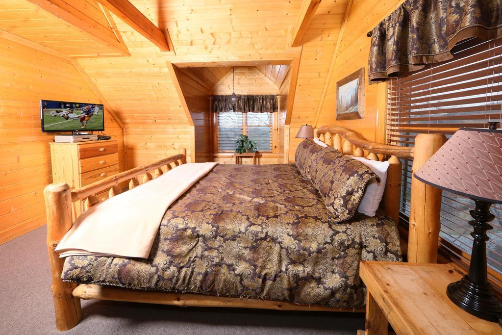 Rising Eagle Lodge - Eight Bedroom Pigeon Forge Luaran gambar